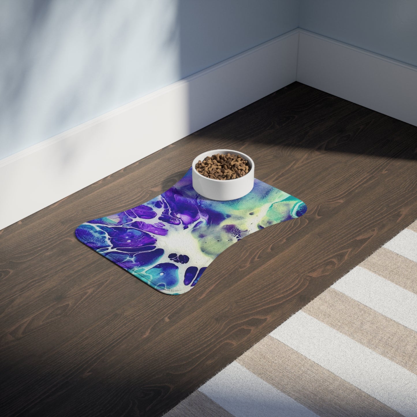 Artistic Pet Feeding Mats